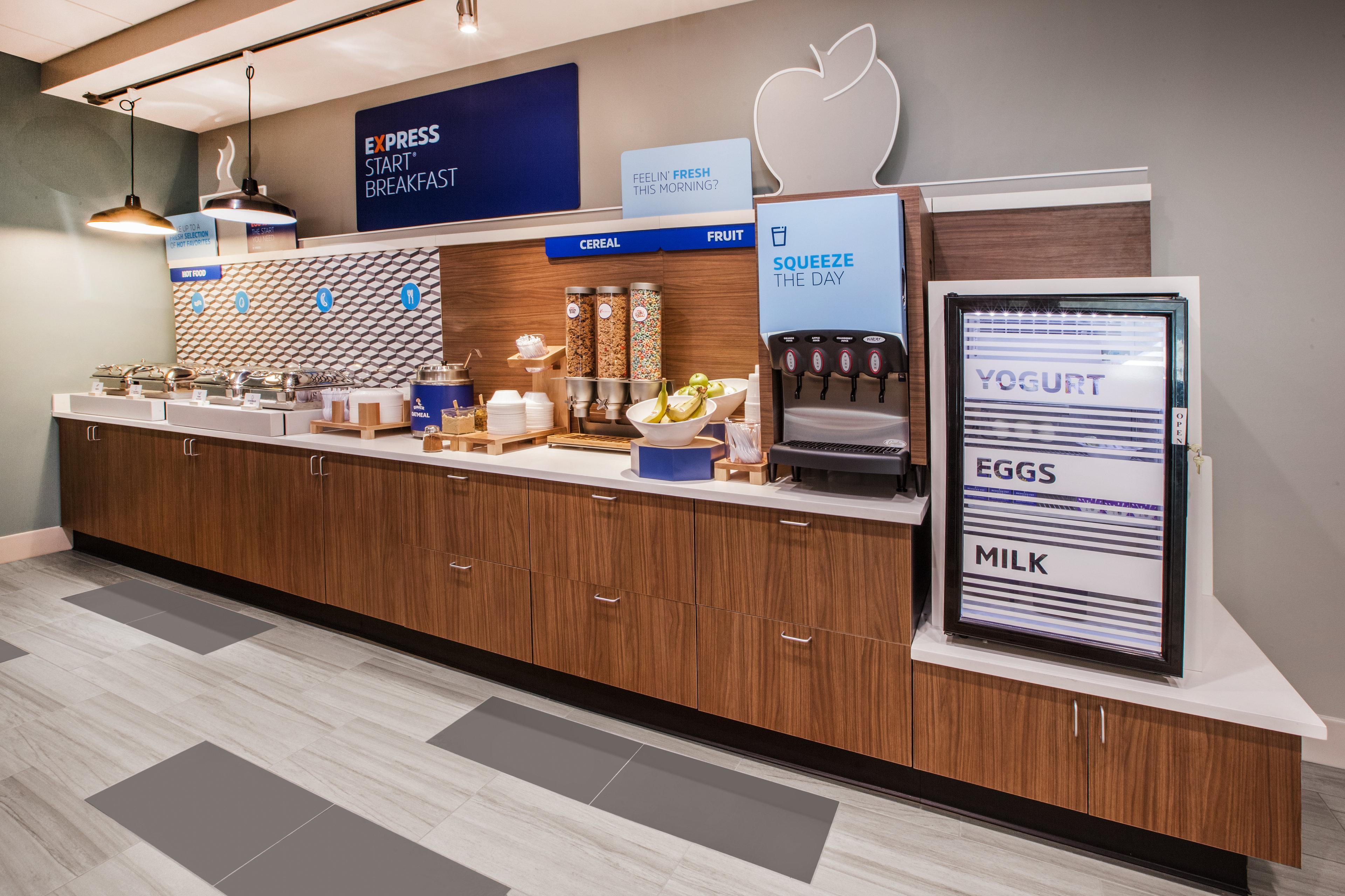 Holiday Inn Express & Suites - Detroit North - Roseville By Ihg Eksteriør billede