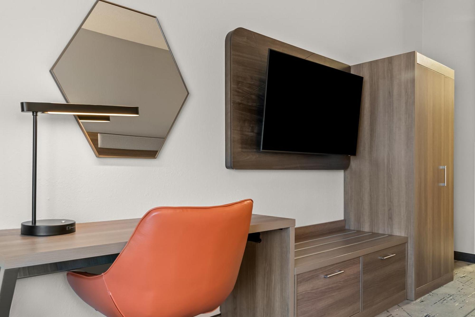 Holiday Inn Express & Suites - Detroit North - Roseville By Ihg Eksteriør billede