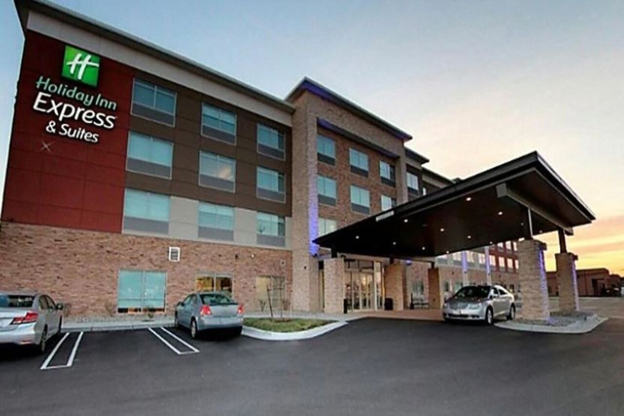 Holiday Inn Express & Suites - Detroit North - Roseville By Ihg Eksteriør billede